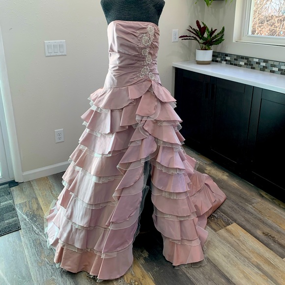 🚫SOLD🚫Unique Wedding/Prom/Gala Gown Sz 10 - Picture 2 of 10